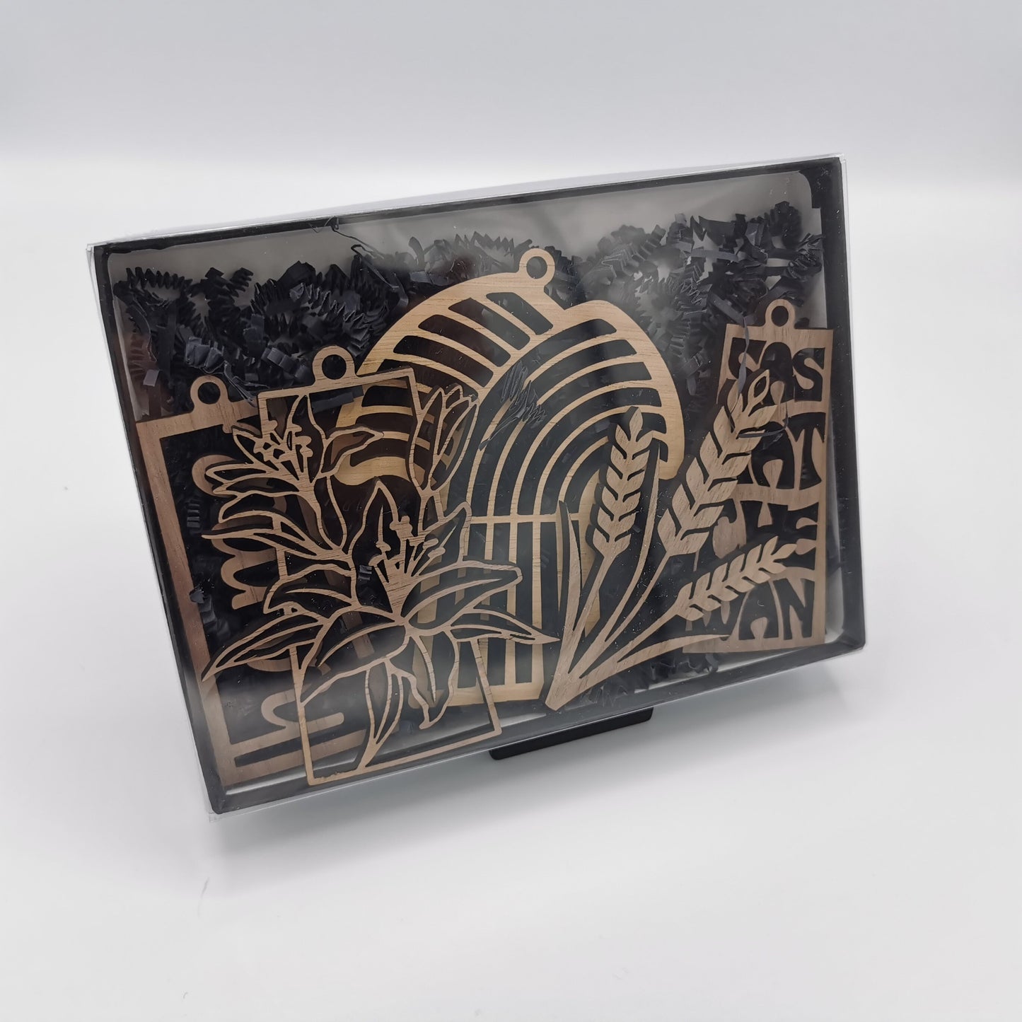 5 pack - Saskatchewan Themed Christmas Ornaments