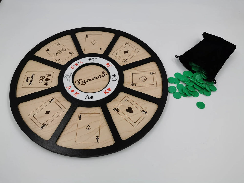 Maple Rummoli board with black dividers and playing chips